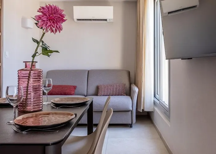 At home in Clermont, Place de Jaude